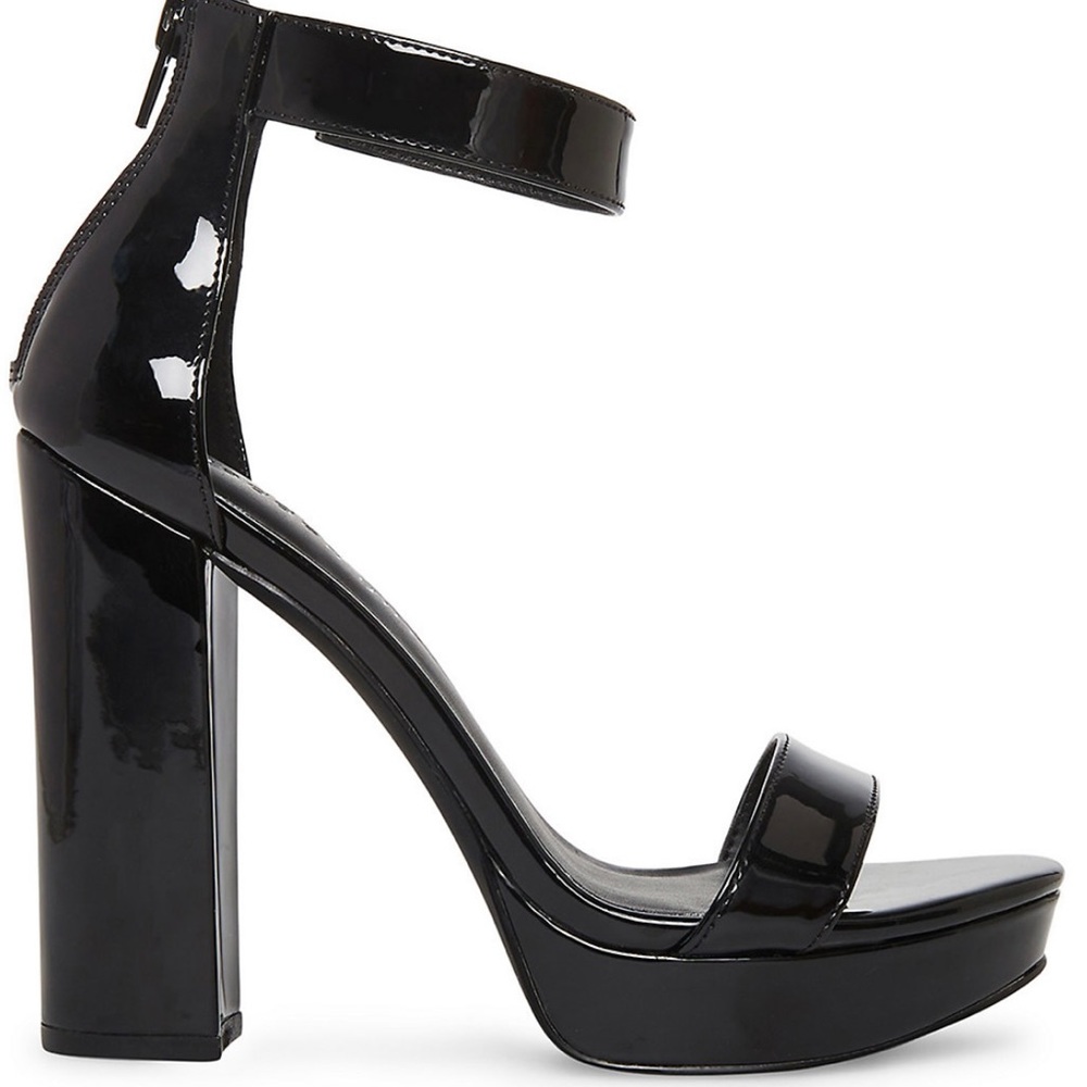 High heel shoes